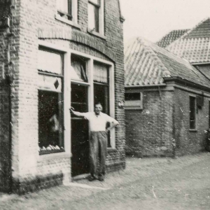 IBSOELESCHOO010